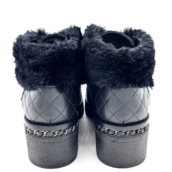 Chanel Beaver Fur Trimmed Alligator Skin Tweed Black Lace Up Boots - Picture 4 of 9